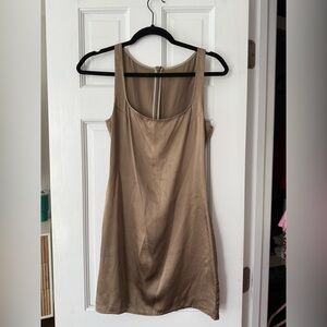 Elegant Tan Sleeveless Dress